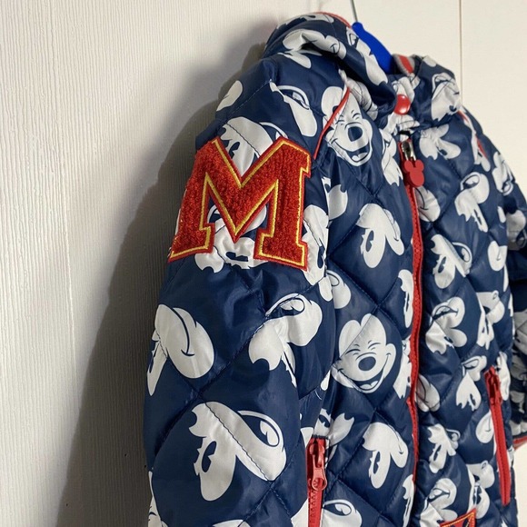 Mickey Mouse Disney Kids NWT Full Zip Puffer Hooded Jacket Size 4. - Picture 4 of 14